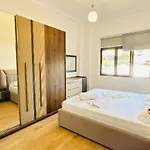 Apartment Prime Location Cozy Near Pazari I Ri