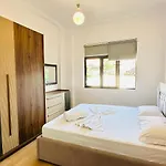 Prime Location Cozy Near Pazari I Ri * Tirana