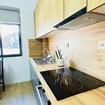 Prime Location Cozy Near Pazari I Ri *