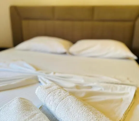 Prime Location Cozy Near Pazari I Ri דירה