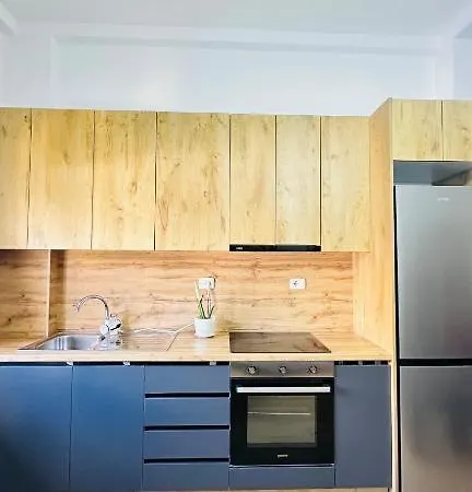 Prime Location Cozy Apartment City Centre טיראנה