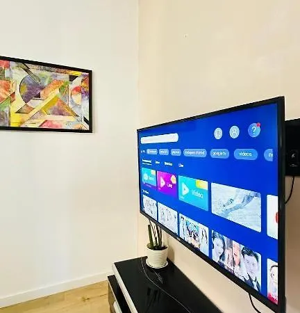 Apartamento Prime Location Cozy Near Pazari I Ri