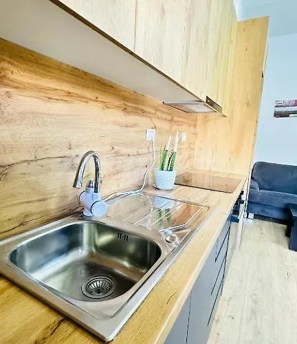 Prime Location Cozy Near Pazari I Ri تيرانا